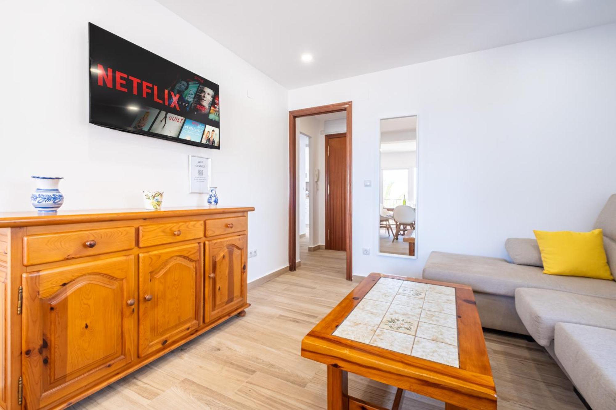 Elixir First Line Apartment *